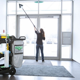 Stingray Indoor Cleaning Handheld Application 